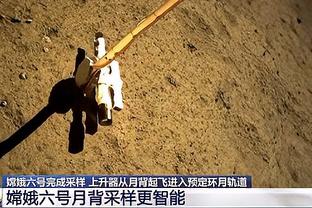 C罗半场数据：1进球1射中门框2争顶成功，评分6.9